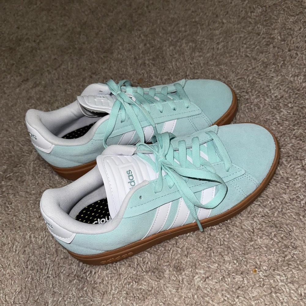 Adidas Grand Court Size 7.5